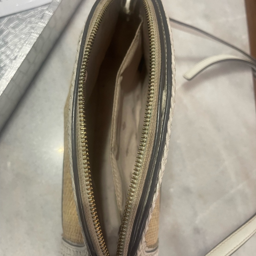 Kate Spade ♠️ Small Straw Crossbody ... - Picture 15 of 16